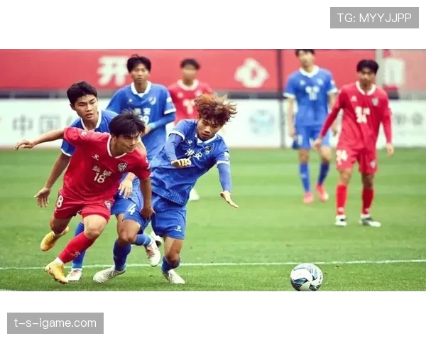 新星闪耀绿茵场：青年球员潜力尽显，预示足球未来新格局