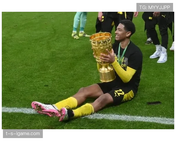 贝林厄姆兄弟闪耀世俱杯，携手助球队冲击冠军